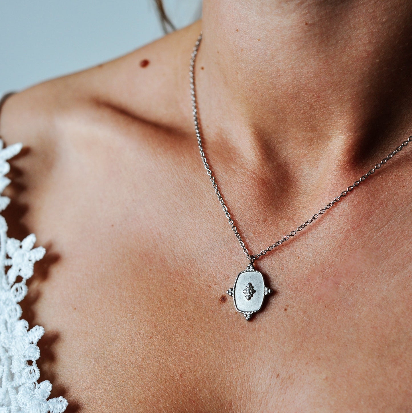 colar prateado aço inox my golden girl joalheria bijuteria