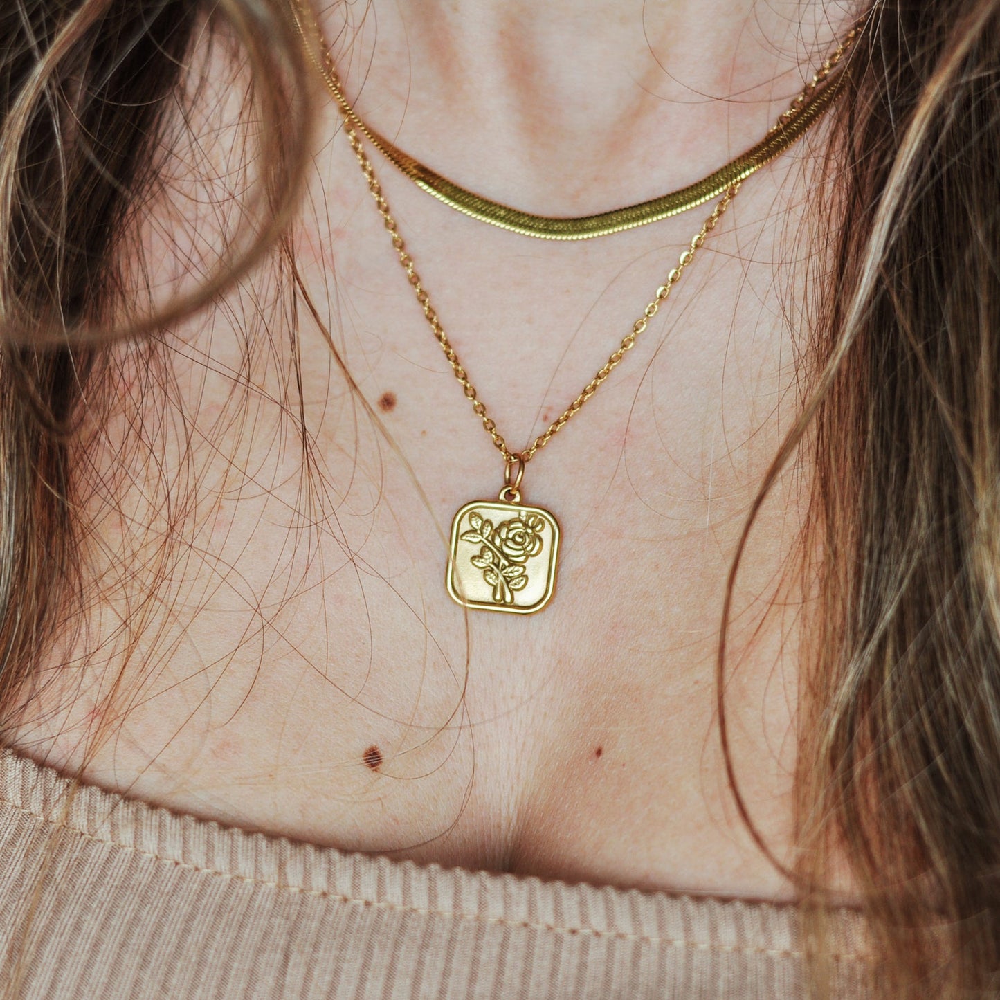 my golden girl colar dourado